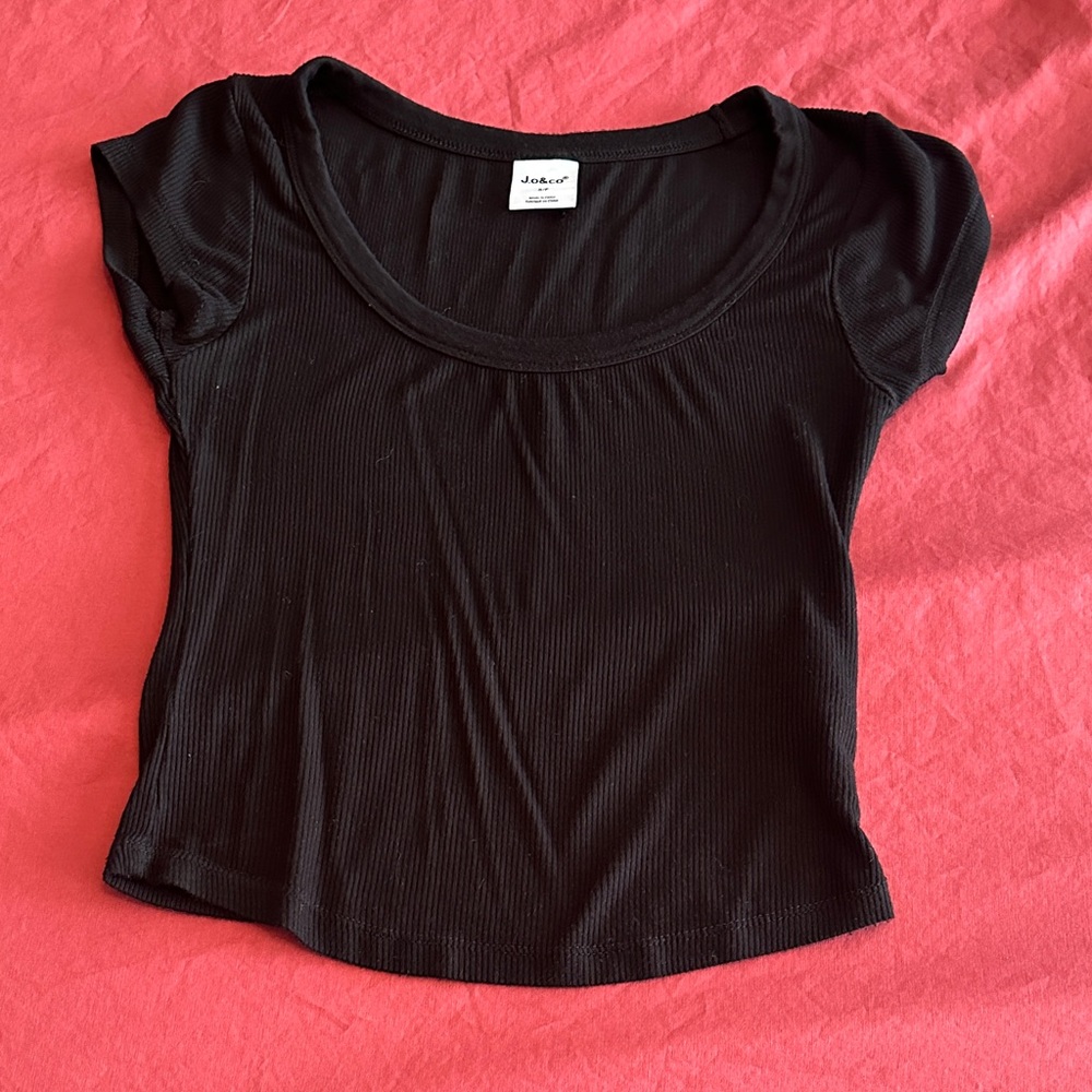 J.o&co ribbed top size small